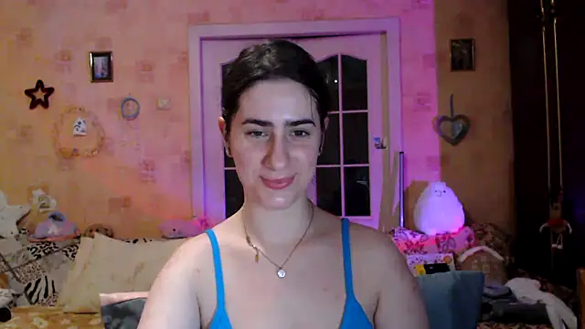 Snapshot of INELIKA chatting on 03-10-25, 10:13 INELIKA online show from 03-10-25, 10:13