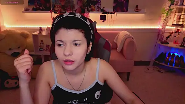 Katya Zaitseva online show from 04-18-26, 12:40