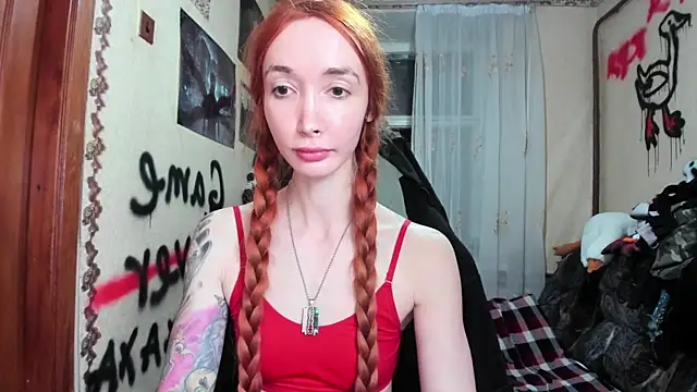 Roxy Silver online show from 11-15-25, 08:46