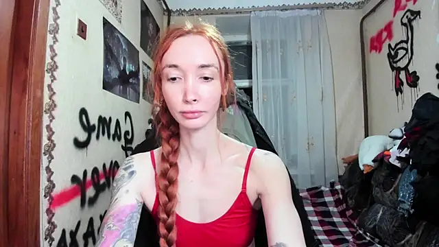 Roxy Silver online show from 11-30-25, 07:58