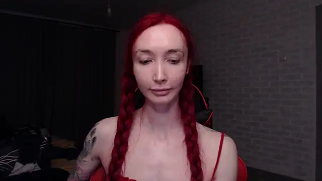 Roxy Silver online show from 05-23-26, 01:37