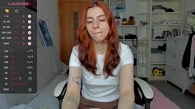 broosnica1 online show from 07-07-26, 06:47