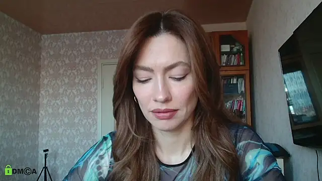 Snapshot of alicia_spicy chatting on 10-22-25, 04:56 alicia spicy online show from 10-22-25, 04:56