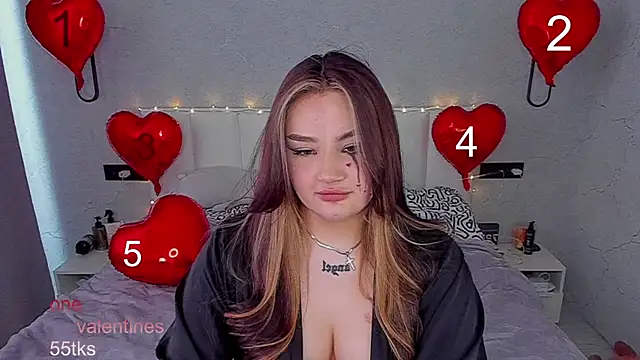 Snapshot of little_m0use chatting on 02-14-26, 09:20 little m0use online show from 02-14-26, 09:20