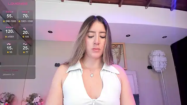  AlejaCruz  online show from 05-25-26, 07:34