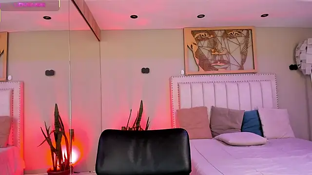  AlejaCruz  online show from 09-29-25, 07:19