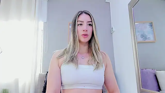  AlejaCruz  online show from 01-06-26, 07:18