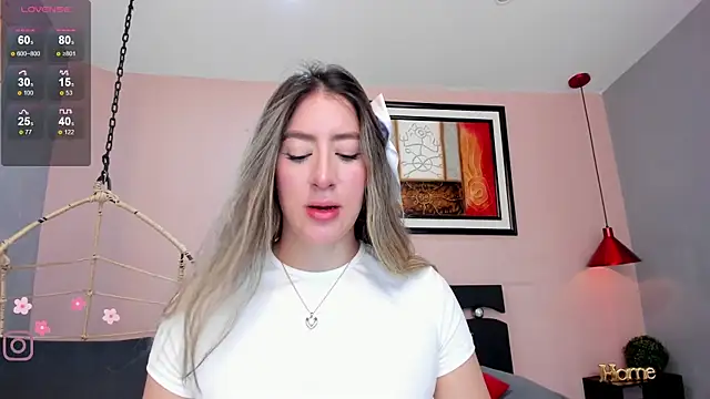  AlejaCruz  online show from 05-01-26, 05:40