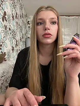 adel secret online show from 04-18-26, 07:58