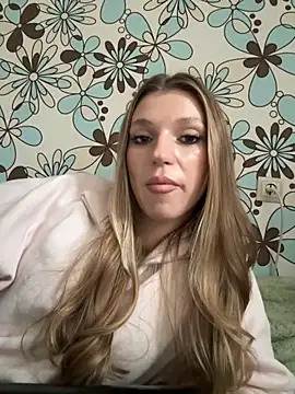 Snapshot of adel_secret chatting on 10-16-25, 12:35 adel secret online show from 10-16-25, 12:35