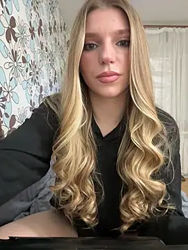 adel secret online show from 03-18-26, 09:04