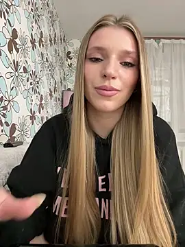 adel secret online show from 04-24-26, 08:22