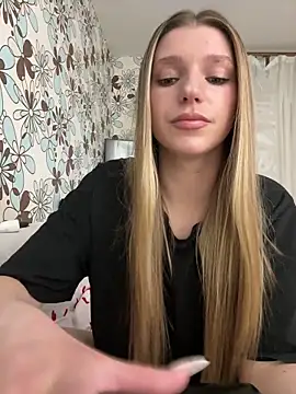 adel secret online show from 03-17-26, 08:45