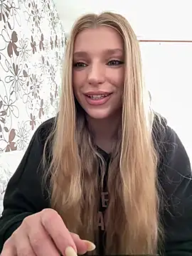 adel secret online show from 04-26-26, 12:24