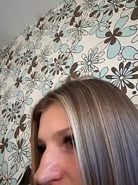 Snapshot of adel_secret chatting on 10-23-25, 09:30 adel secret online show from 10-23-25, 09:30