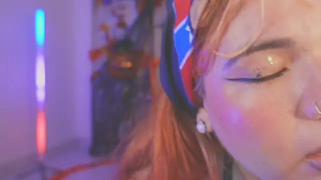 Samanta cutee online show from 10-18-25, 10:06