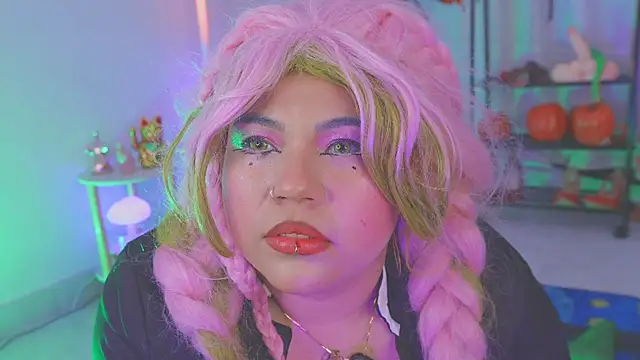 Samanta cutee online show from 09-20-25, 02:00