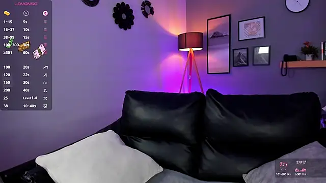 Snapshot of Lissy__Dream chatting on 10-10-25, 11:38 Lissy Dream online show from 10-10-25, 11:38