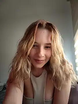 Sophy Bunny online show from 12-04-24, 07:17