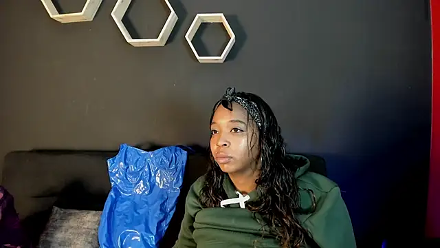 Snapshot of Charlotte__Brown_ chatting on 02-28-25, 01:25 Charlotte Brown online show from 02-28-25, 01:25