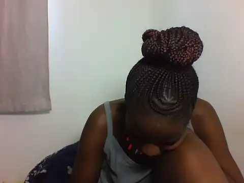 Snapshot of Deliciousbabe chatting on 06-13-26, 01:20 Deliciousbabe online show from 06-13-26, 01:20