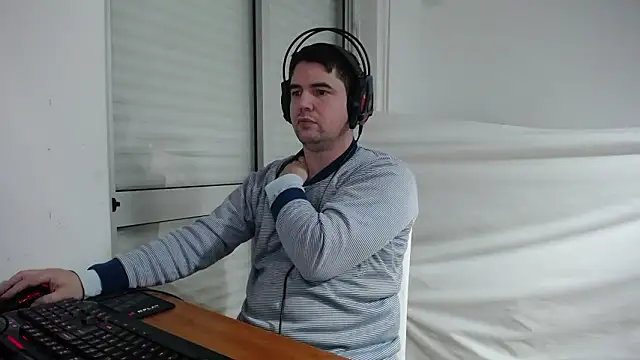 Kohaynewbie online show from 01-12-26, 08:04