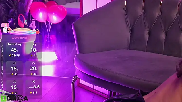 Snapshot of OliviaHawn chatting on 02-13-26, 08:20 OliviaHawn online show from 02-13-26, 08:20