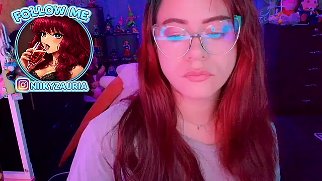 Snapshot of _niiky chatting on 07-10-26, 10:15 niiky online show from 07-10-26, 10:15