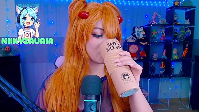  niiky online show from 11-12-25, 11:14