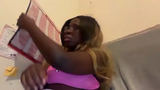 MonicaEngland32 online show from 02-01-26, 05:49