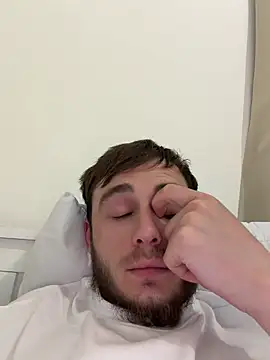 Julian128 online show from 04-18-26, 07:07