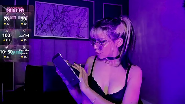 Violetta Nur online show from 01-26-25, 05:34