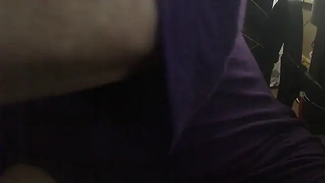 Ireallysquirt online show from 03-28-26, 04:02