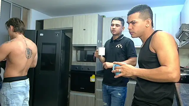 Boysgang sex online show from 12-22-25, 11:32