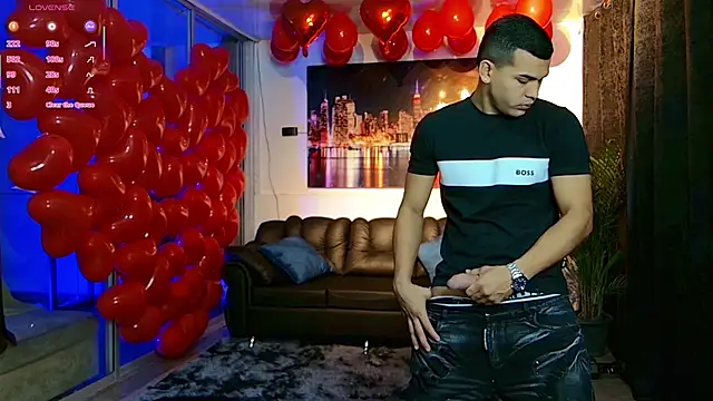 Snapshot of Boysgang_sex chatting on 02-08-26, 11:41 Boysgang sex online show from 02-08-26, 11:41