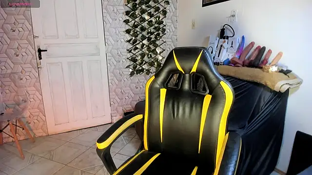 Chica hot dirty online show from 11-09-25, 11:20