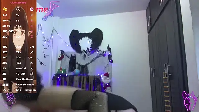  Hanna white  online show from 11-09-25, 10:36