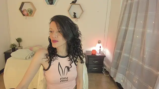 Paloma victory online show from 10-26-25, 07:14