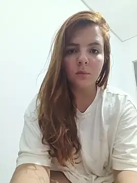 Snapshot of Bruninha_Hot10 chatting on 02-28-26, 04:56 Bruninha Hot10 online show from 02-28-26, 04:56