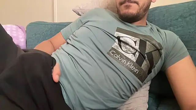 Mooka69 online show from 04-15-26, 08:31