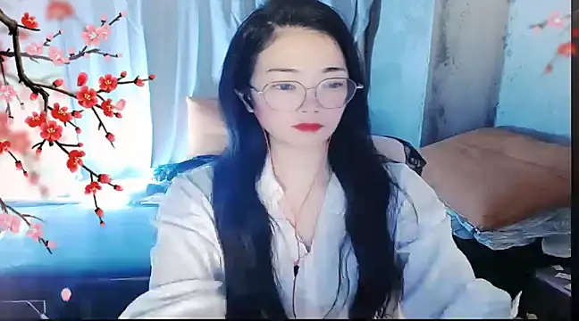 Snapshot of Floor_oo chatting on 12-02-24, 11:18 Floor oo online show from 12-02-24, 11:18