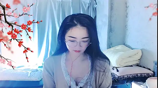 Snapshot of Floor_oo chatting on 12-12-24, 07:15 Floor oo online show from 12-12-24, 07:15