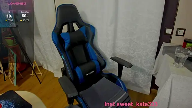 Sweet-Kate333 online show from 03-17-26, 11:30