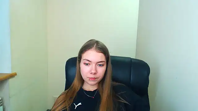 zoey deuttch online show from 04-16-26, 12:50