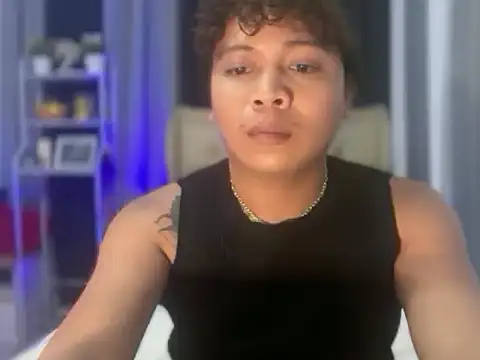 Snapshot of asian_sweetboy chatting on 02-24-26, 05:47 asian sweetboy online show from 02-24-26, 05:47