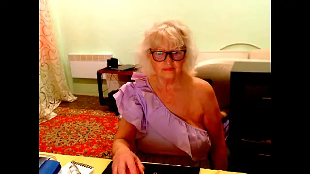Natali7634 online show from 05-20-26, 03:36