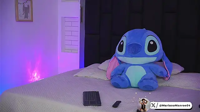 Marianamonroe  online show from 07-12-26, 12:06