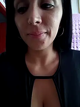 tiffani  love online show from 11-25-25, 08:31