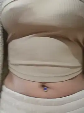Snapshot of tiffani__love chatting on 07-15-26, 08:43 tiffani love online show from 07-15-26, 08:43