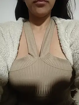 Snapshot of tiffani__love chatting on 07-16-26, 10:01 tiffani love online show from 07-16-26, 10:01